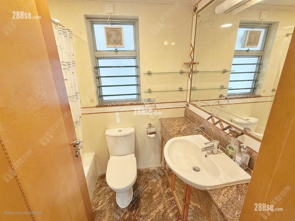 Ocean Shores Rental 3 Bedrooms , 2 Bathrooms 663 ft²