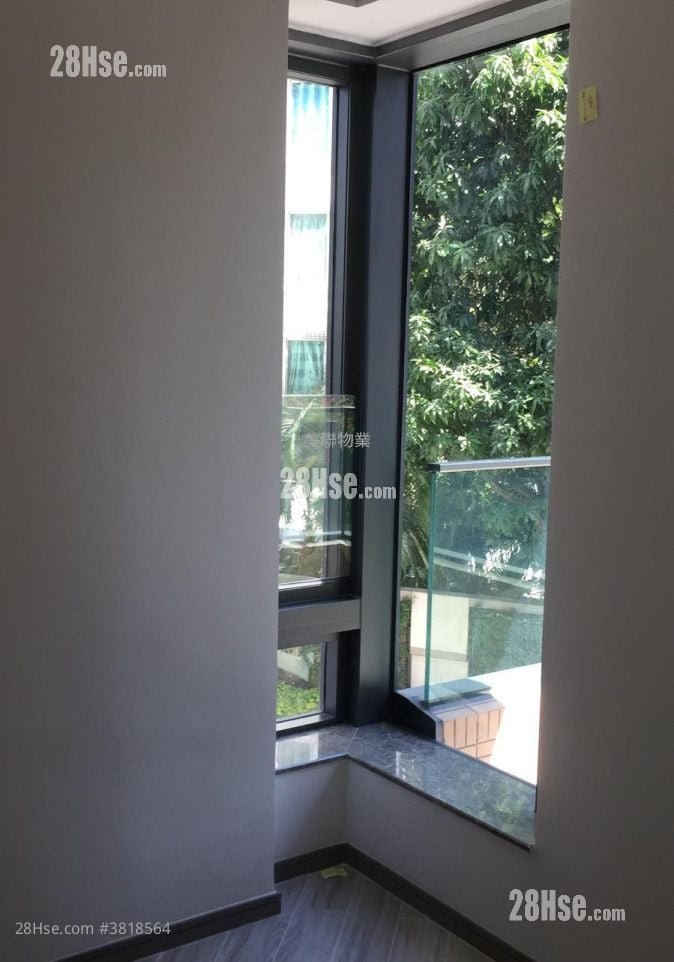 master room: Sereno Verde Sell 2 Bedrooms , 1 Bathroom 332 ft²