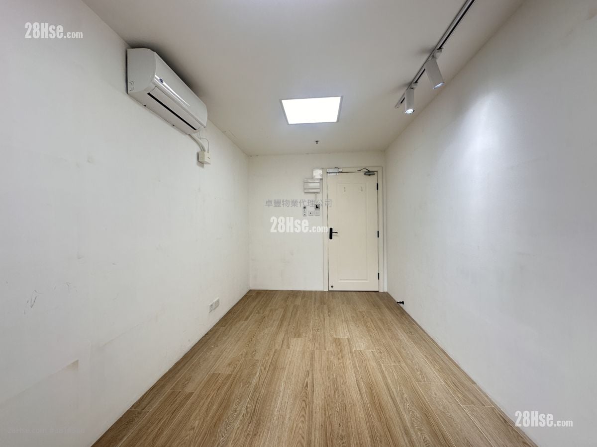 Park Fook Industrial Building Rental Studio 120 ft²
