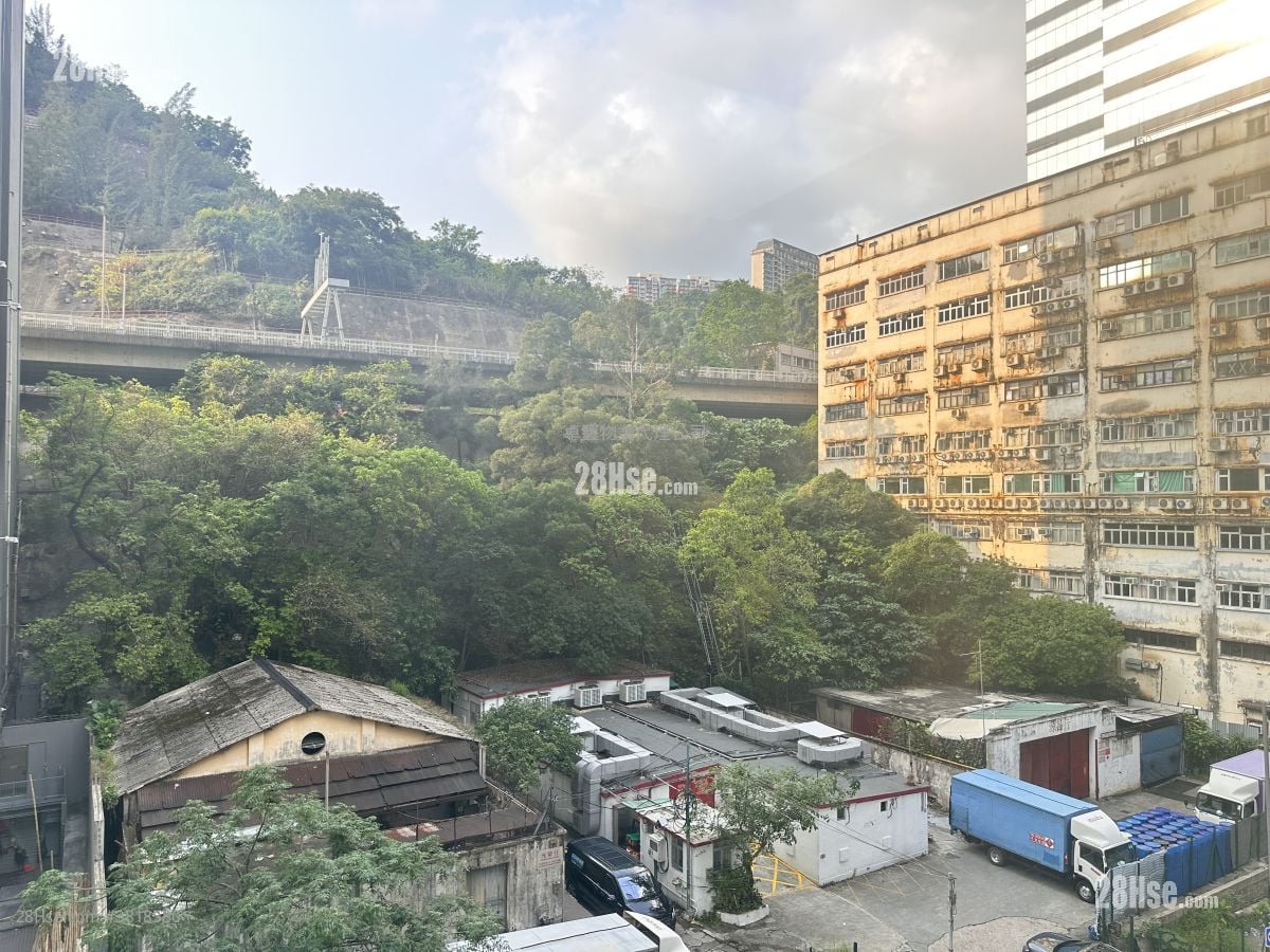 Park Fook Industrial Building Rental Studio 120 ft²