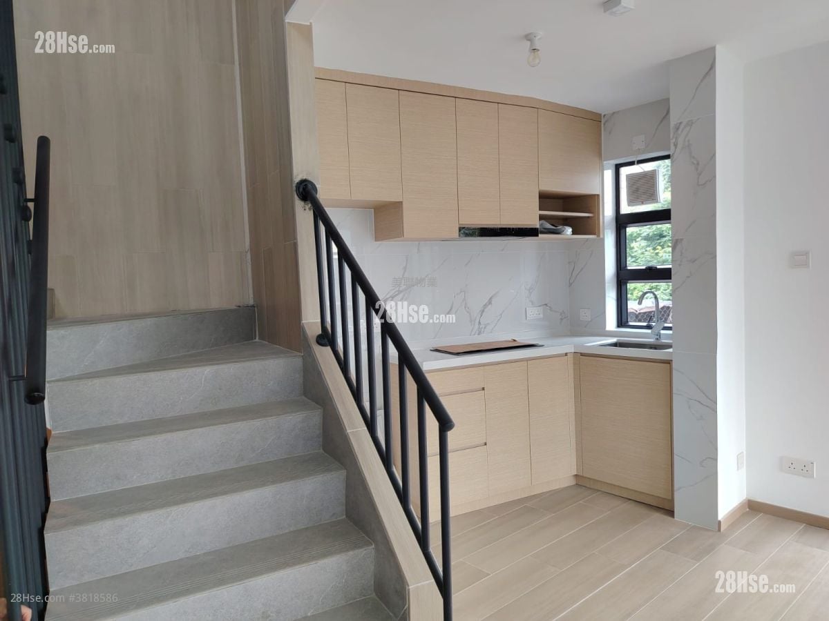 廳: 東頭村 售盤 2 房 , 1 浴室 521 平方呎