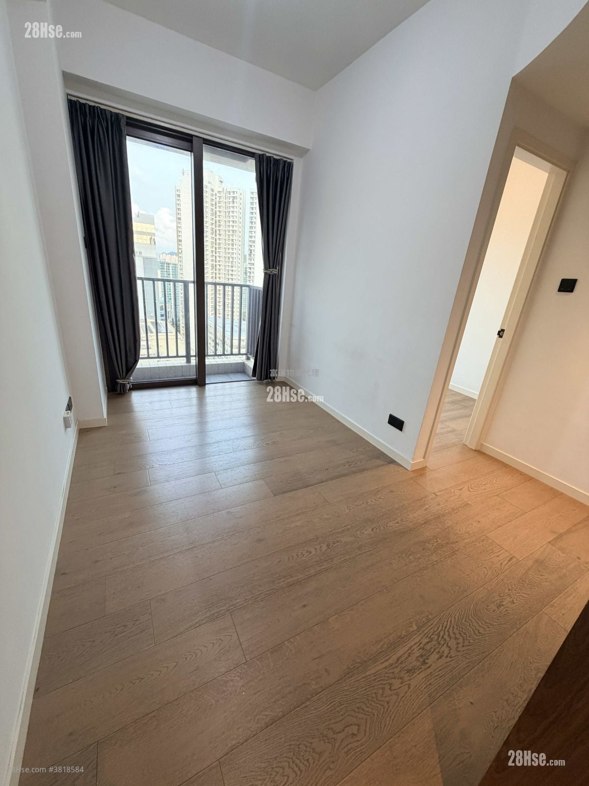 紅磡單幢 租盤 1 房 , 1 浴室 249 平方呎