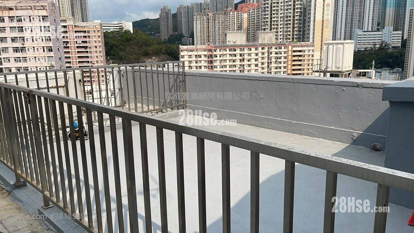 萬和花園大廈 售盤 2 房 , 1 浴室 550 平方呎