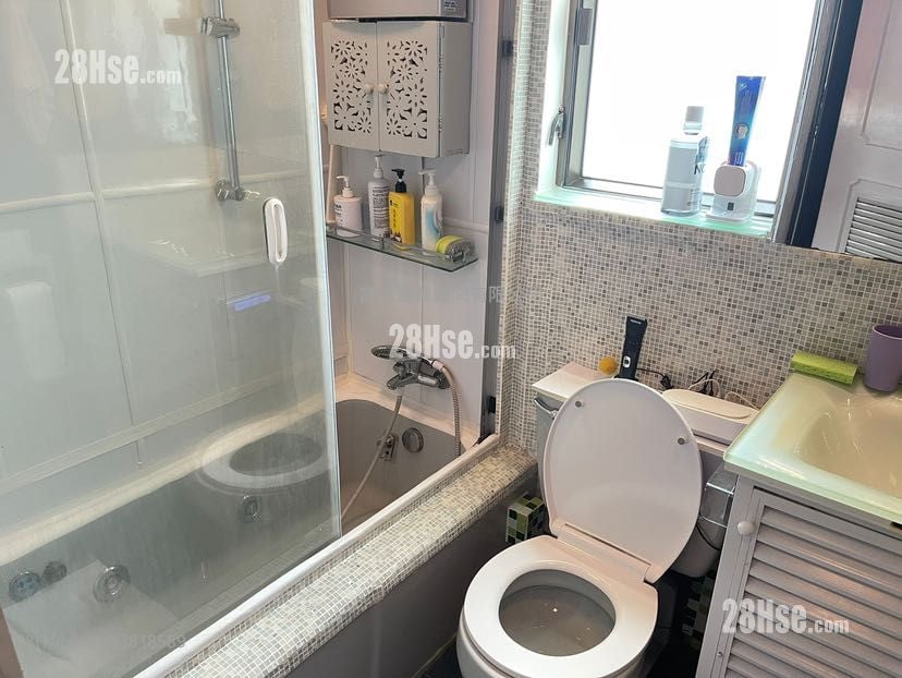 萬和花園大廈 售盤 2 房 , 1 浴室 550 平方呎