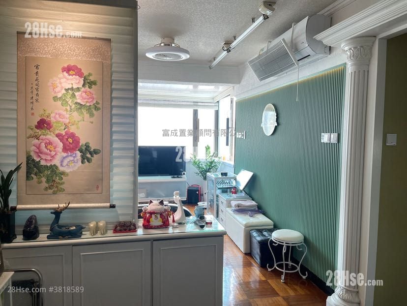 萬和花園大廈 售盤 2 房 , 1 浴室 550 平方呎