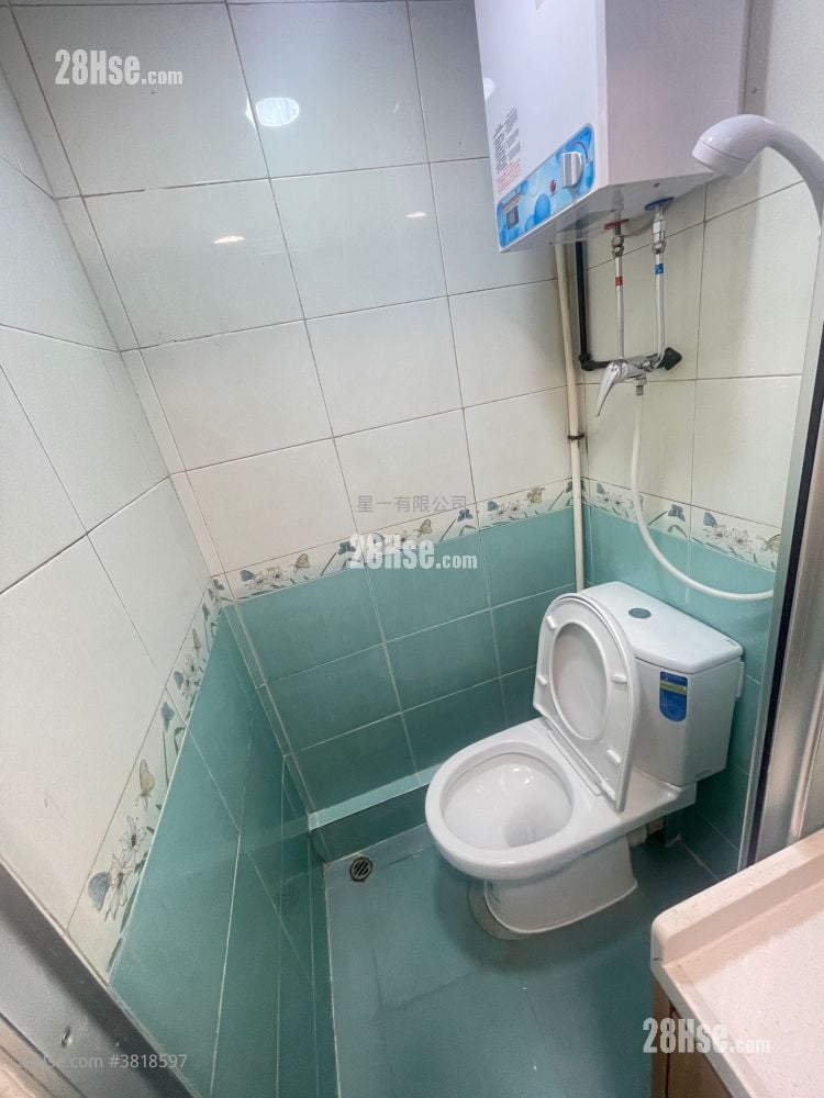 翠園大樓 租盤 開放式間隔 , 1 浴室 130 平方呎