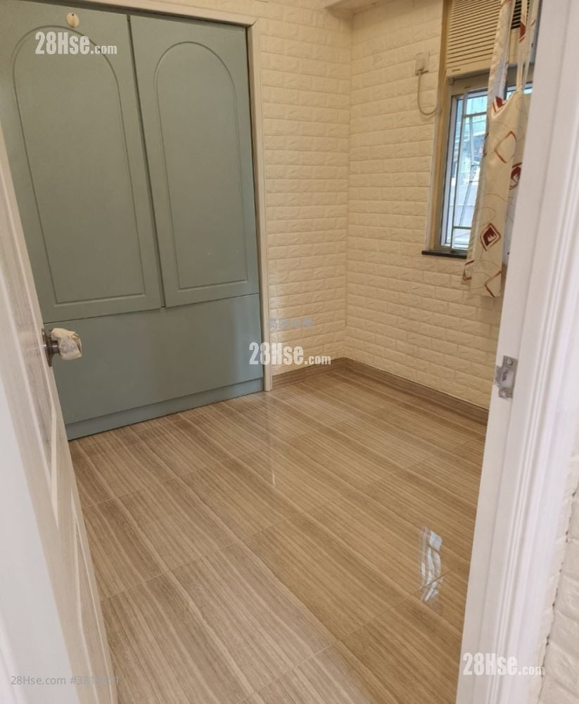 福仁大廈 售盤 2 房 , 1 浴室 364 平方呎