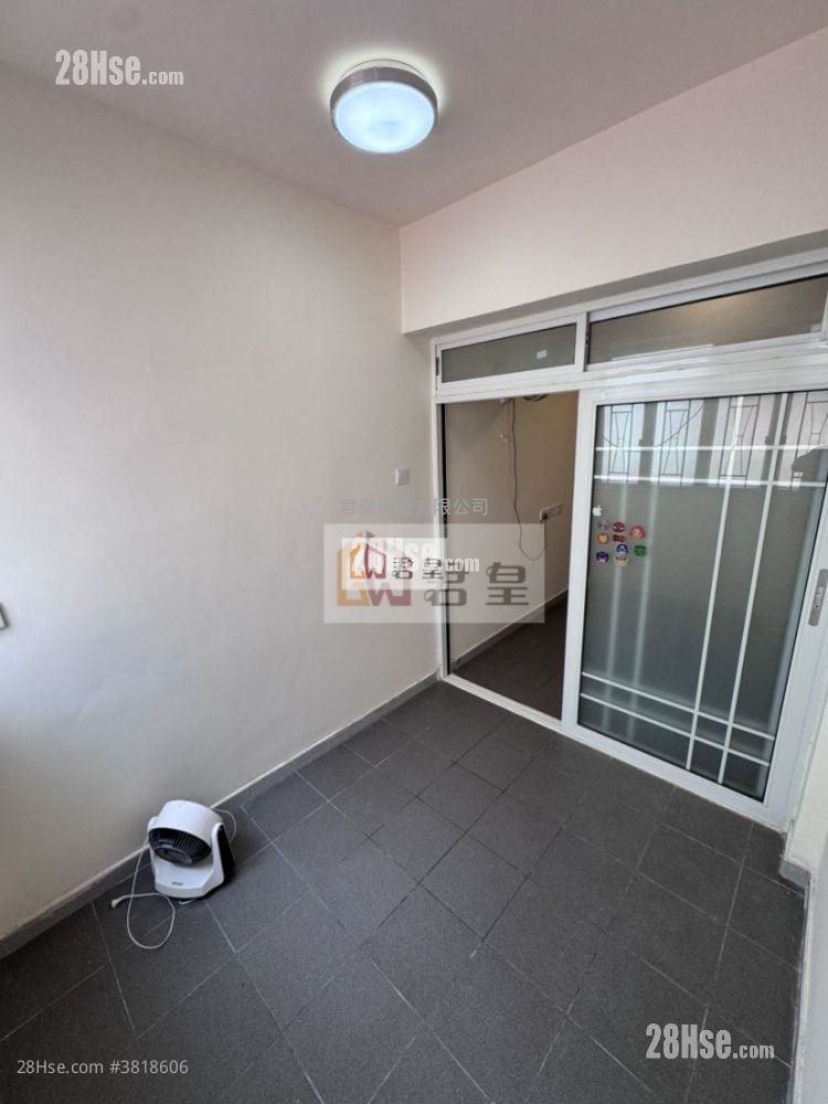 利興大樓 售盤 3 房 , 3 浴室 489 平方呎