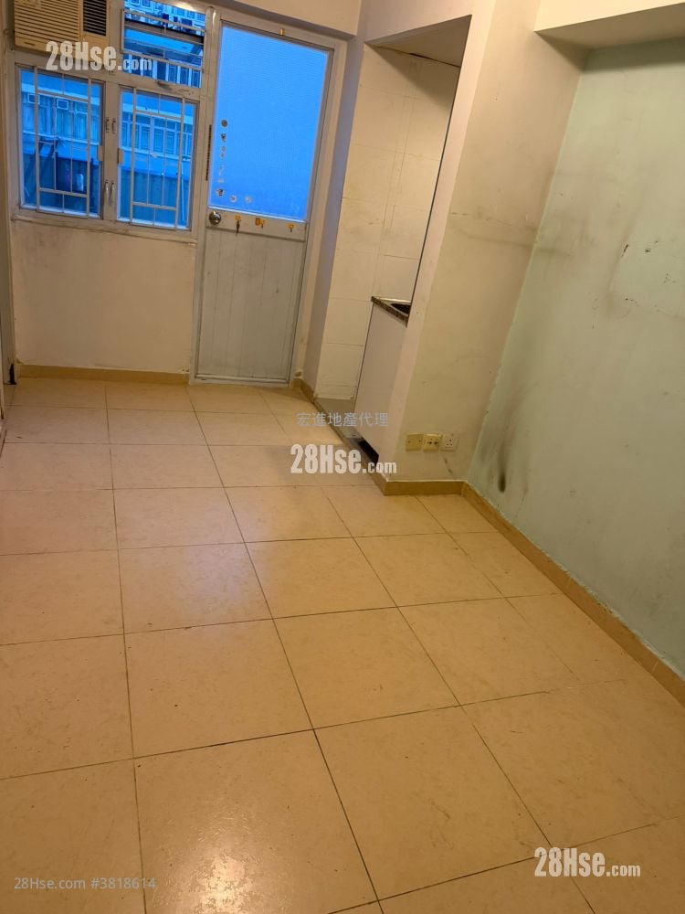 定安大厦 租盘 350 平方尺