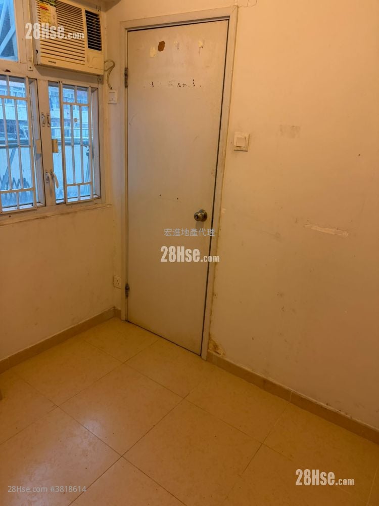 定安大厦 租盘 350 平方尺