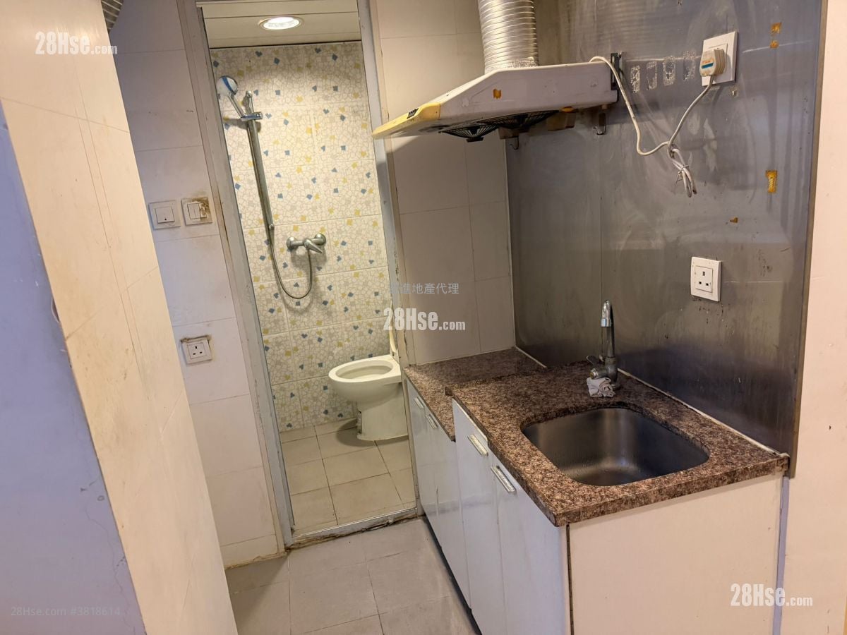 定安大厦 租盘 350 平方尺