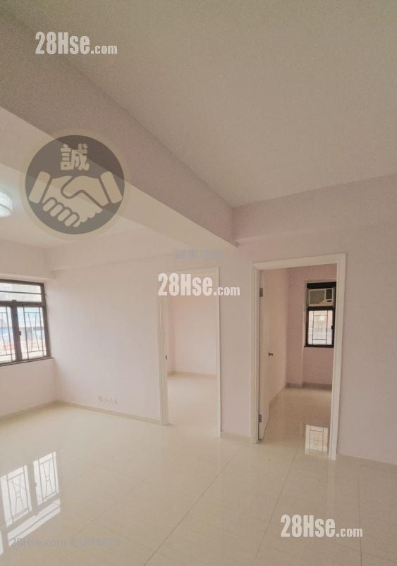 Chi Lan Yuen Rental 3 Bedrooms , 2 Bathrooms 753 ft²