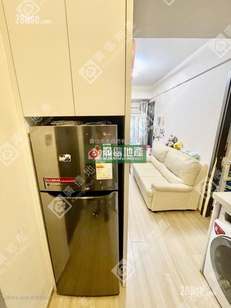 生輝大廈 售盤 2 房 , 1 浴室 287 平方呎