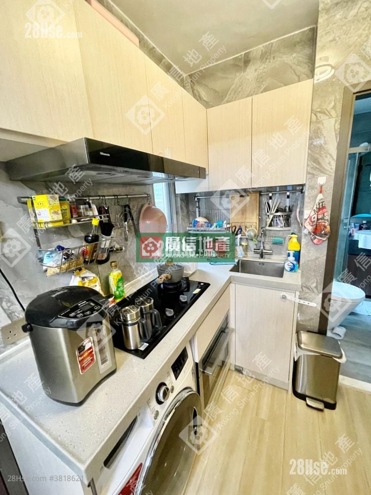 生輝大廈 售盤 2 房 , 1 浴室 287 平方呎