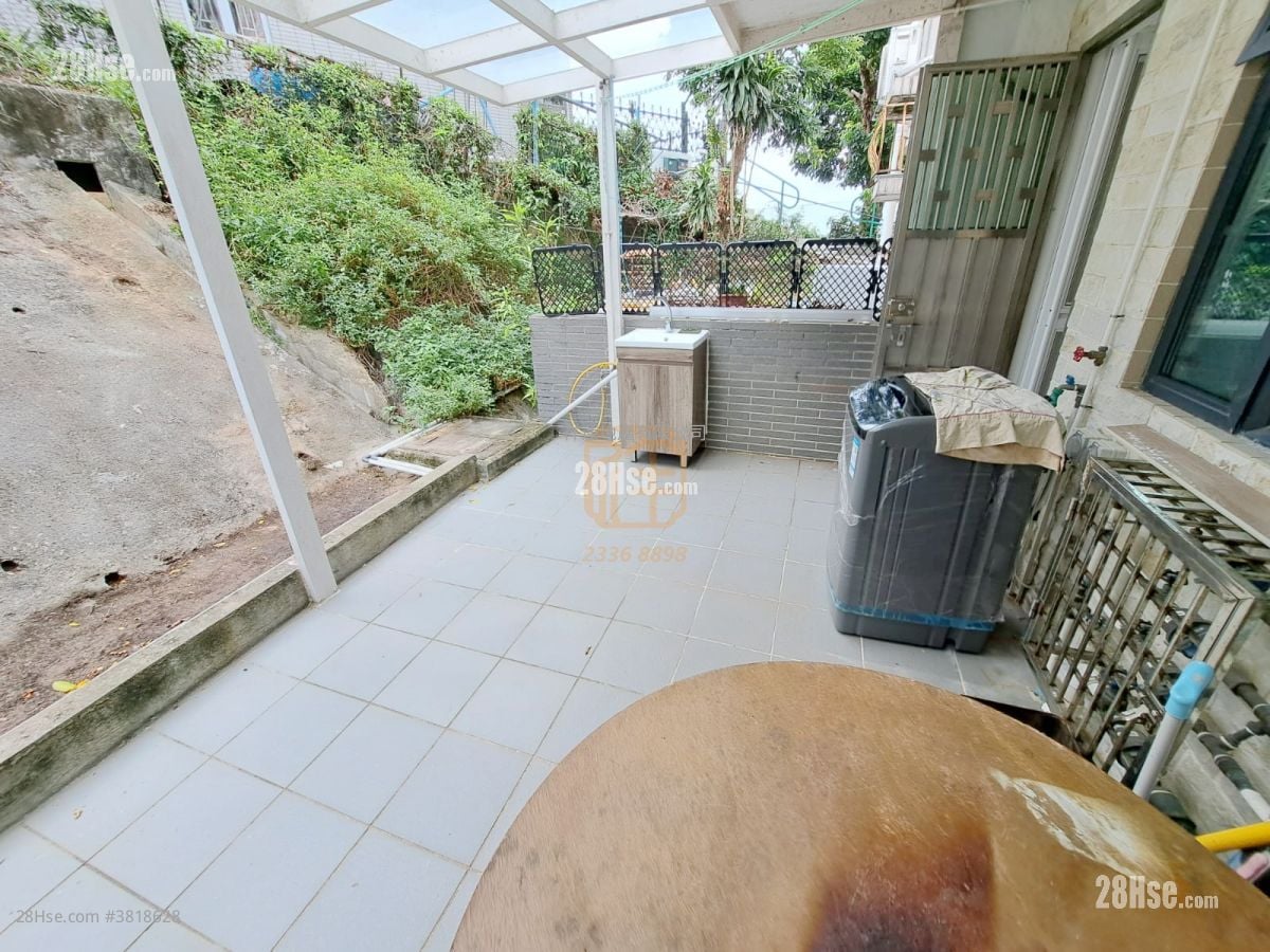 村屋 售盤 2 房 , 2 浴室