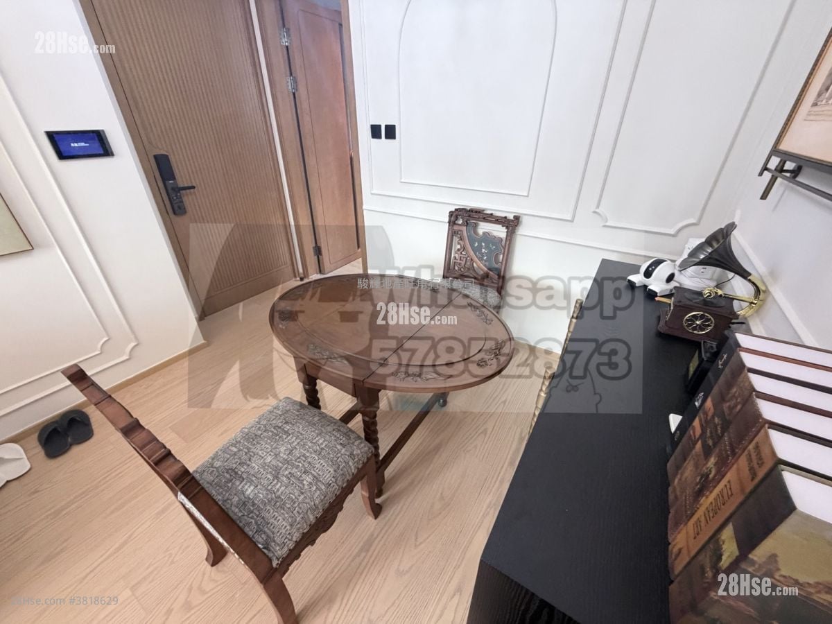 高臨 售盤 3 房 , 1 浴室 545 平方呎