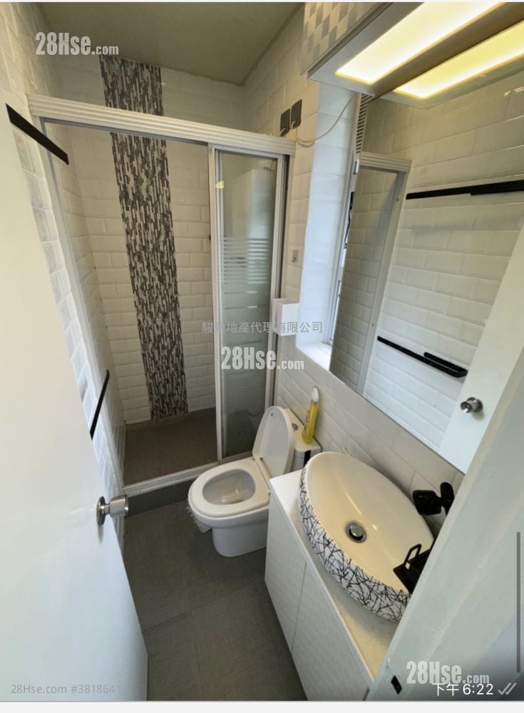 新和富大廈 售盤 3 房 , 1 浴室 351 平方呎