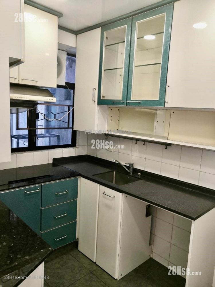 灣景花園 售盤 3 房 , 2 浴室 708 平方呎