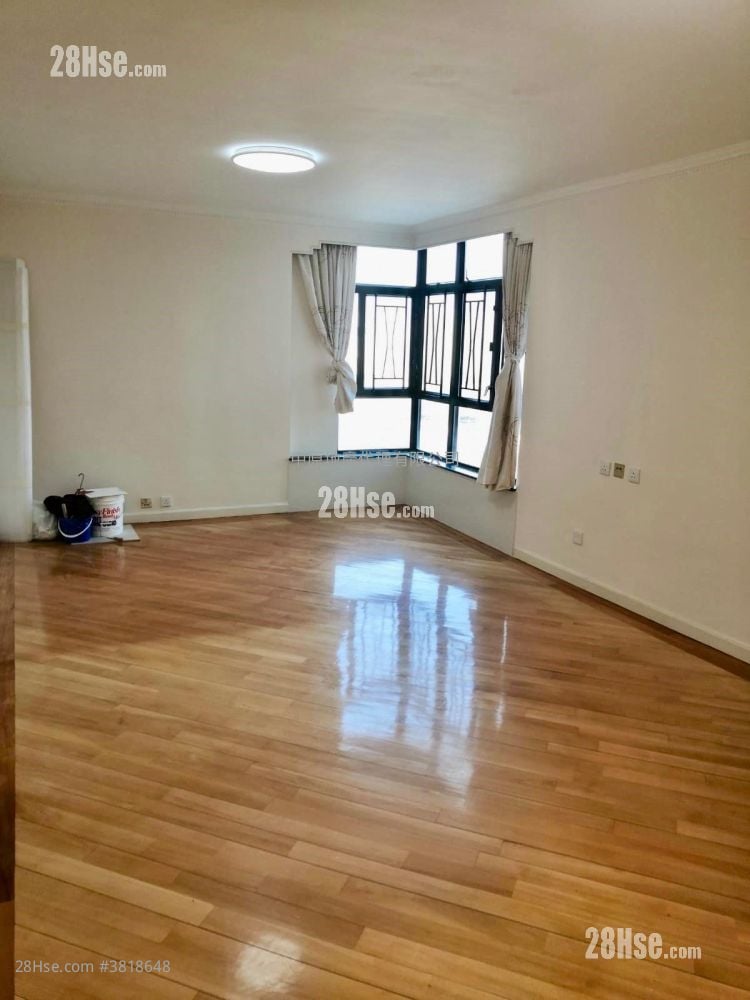 灣景花園 售盤 3 房 , 2 浴室 708 平方呎