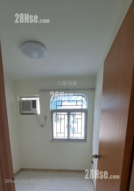 Village Rental 3 Bedrooms , 1 Bathroom 700 ft²