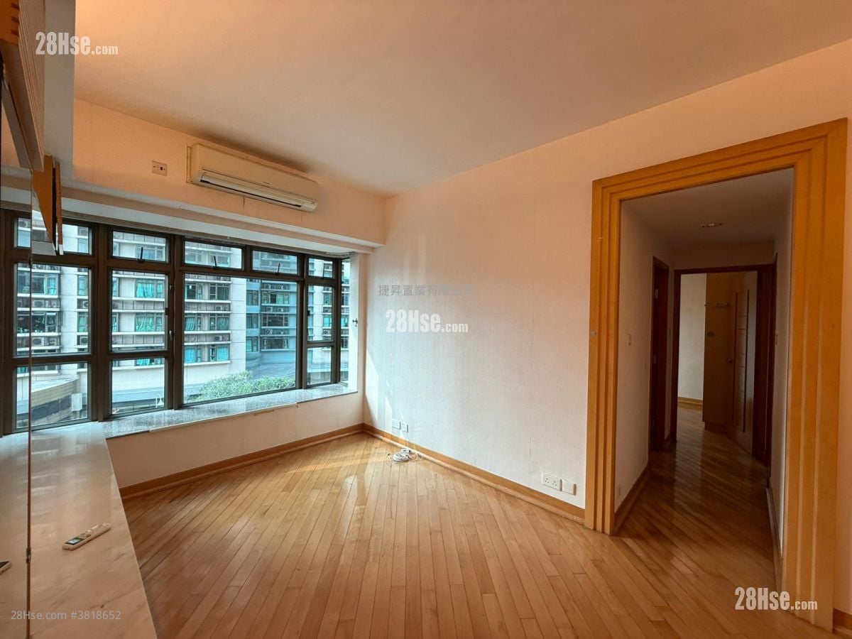 Royal Peninsula Sell 3 Bedrooms , 1 Bathroom 647 ft²