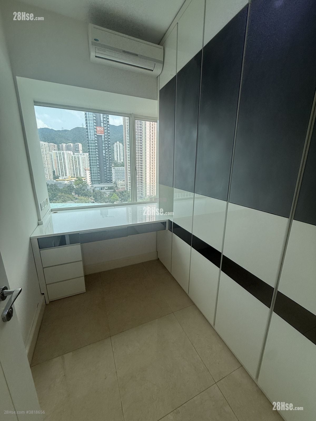 Festival City Sell 4 Bedrooms 961 ft²