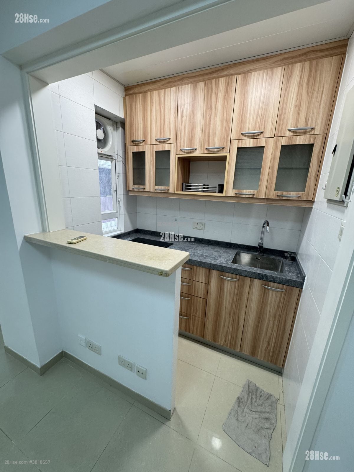 熙華大廈 租盤 2 房 336 平方呎