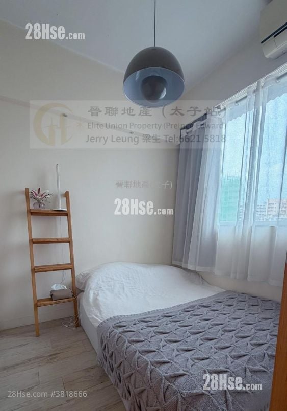 Lee Luen Mansion Sell 2 Bedrooms , 1 Bathroom 399 ft²