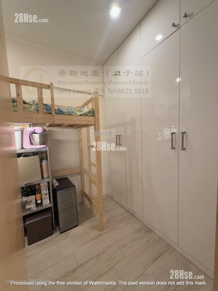 Lee Luen Mansion Sell 2 Bedrooms , 1 Bathroom 399 ft²