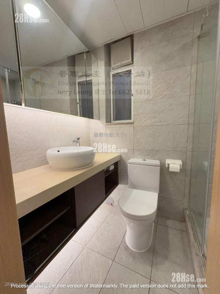 Lee Luen Mansion Sell 2 Bedrooms , 1 Bathroom 399 ft²