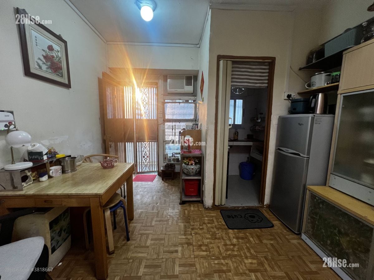 明月大厦 售盘 2 房 , 1 浴室 302 平方尺