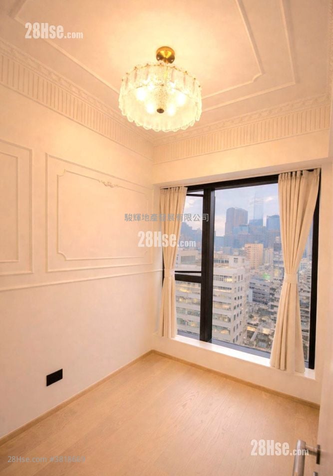 Topside Residence Rental 3 Bedrooms , 1 Bathroom 545 ft²