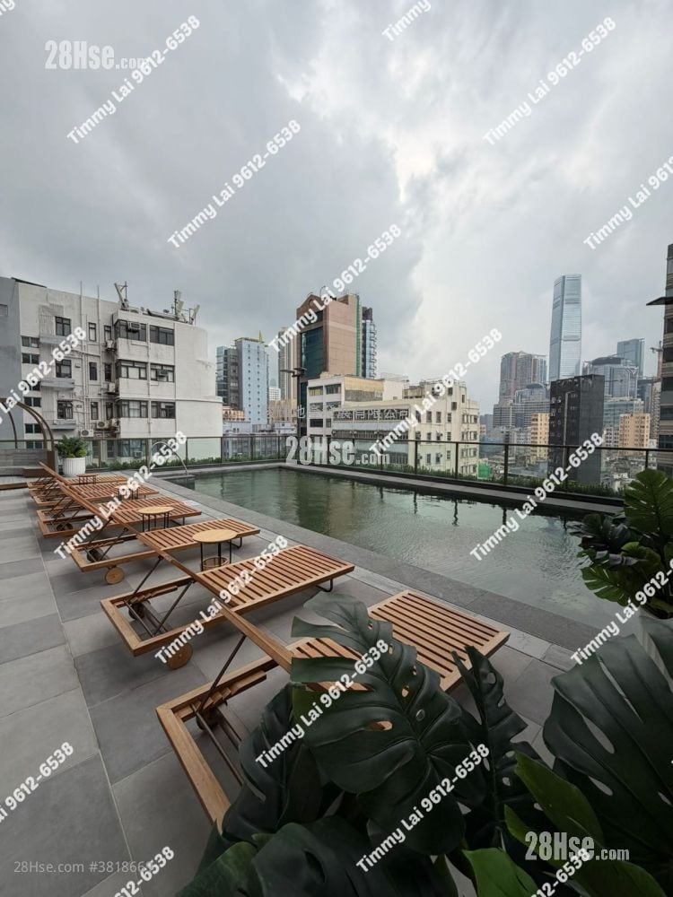 Topside Residence Rental 3 Bedrooms , 1 Bathroom 545 ft²