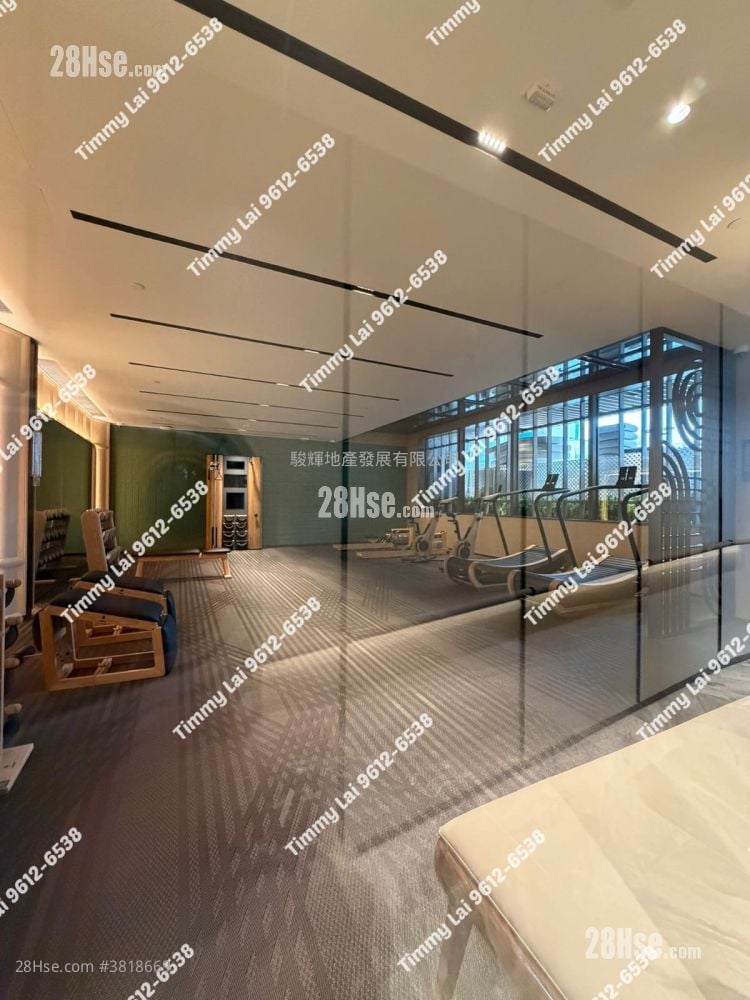 Topside Residence Rental 3 Bedrooms , 1 Bathroom 545 ft²