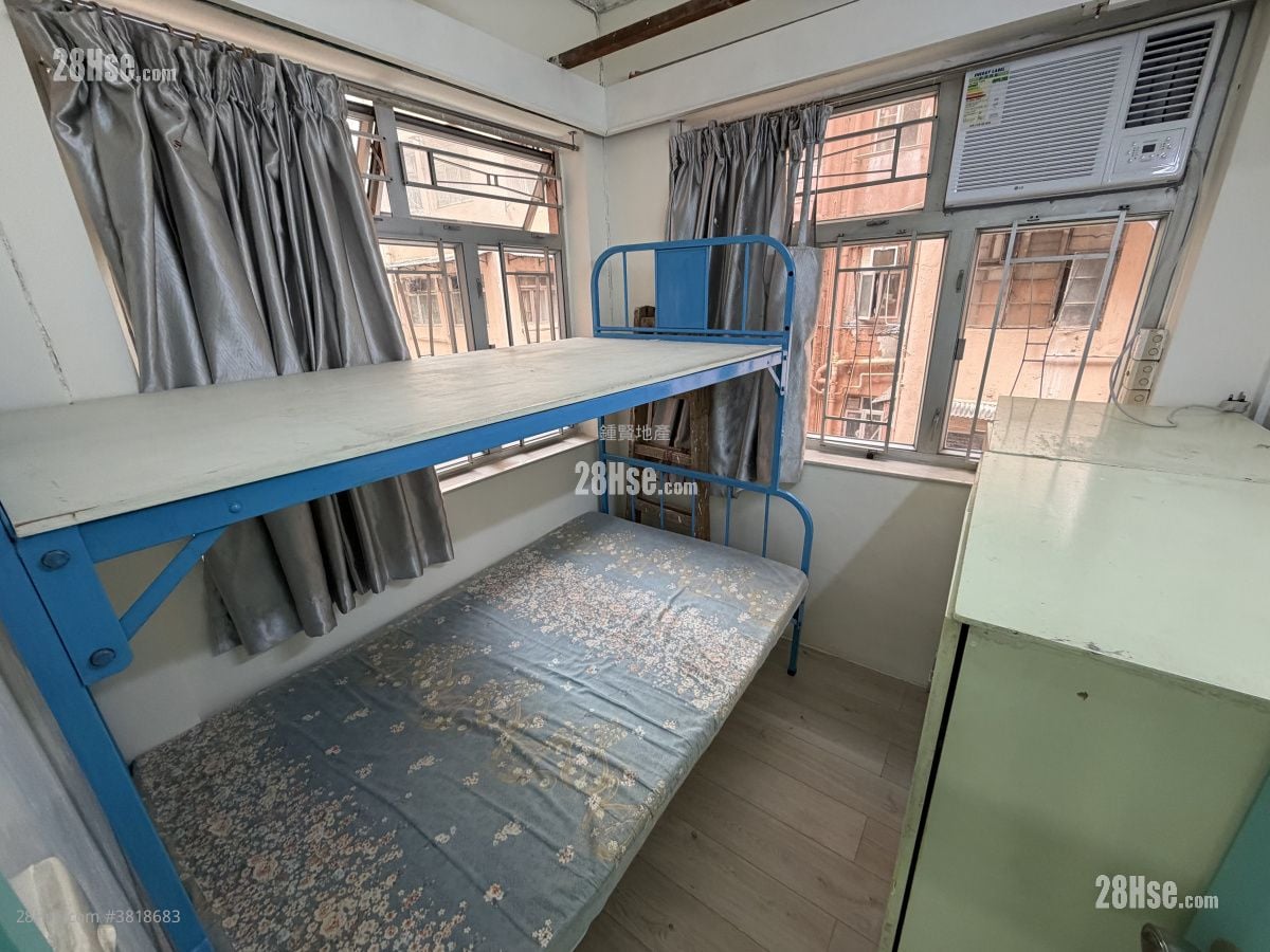 唐楼 租盘 2 房 , 1 浴室 352 平方尺