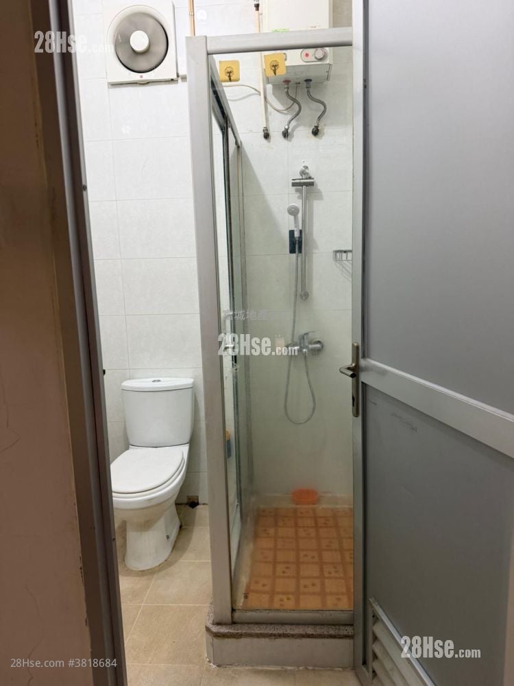 村屋 租盤 2 房 , 1 浴室 600 平方呎