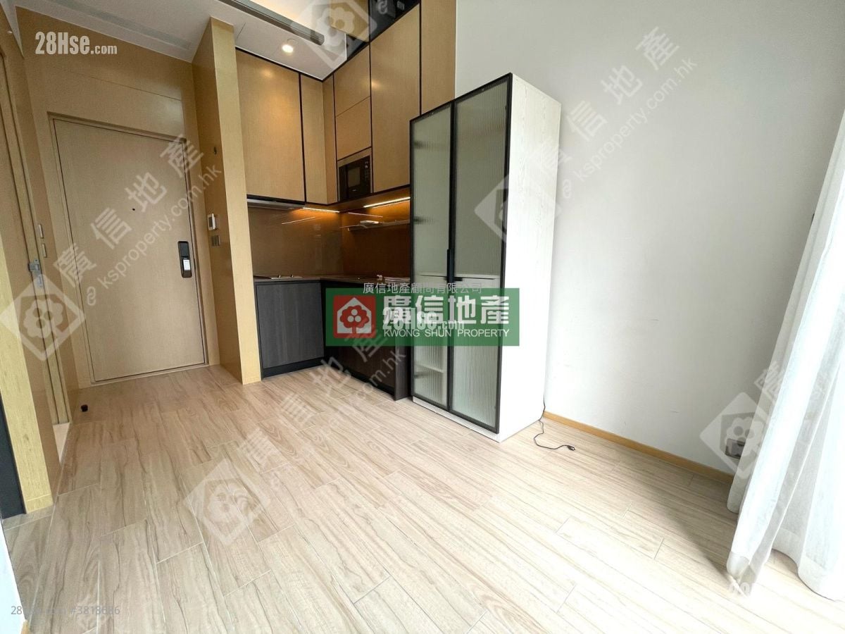 利奧坊凱岸 租盤 1 房 , 1 浴室 230 平方呎