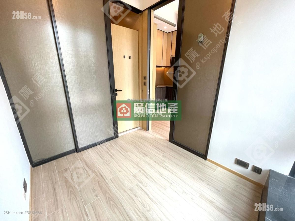 利奧坊凱岸 租盤 1 房 , 1 浴室 230 平方呎