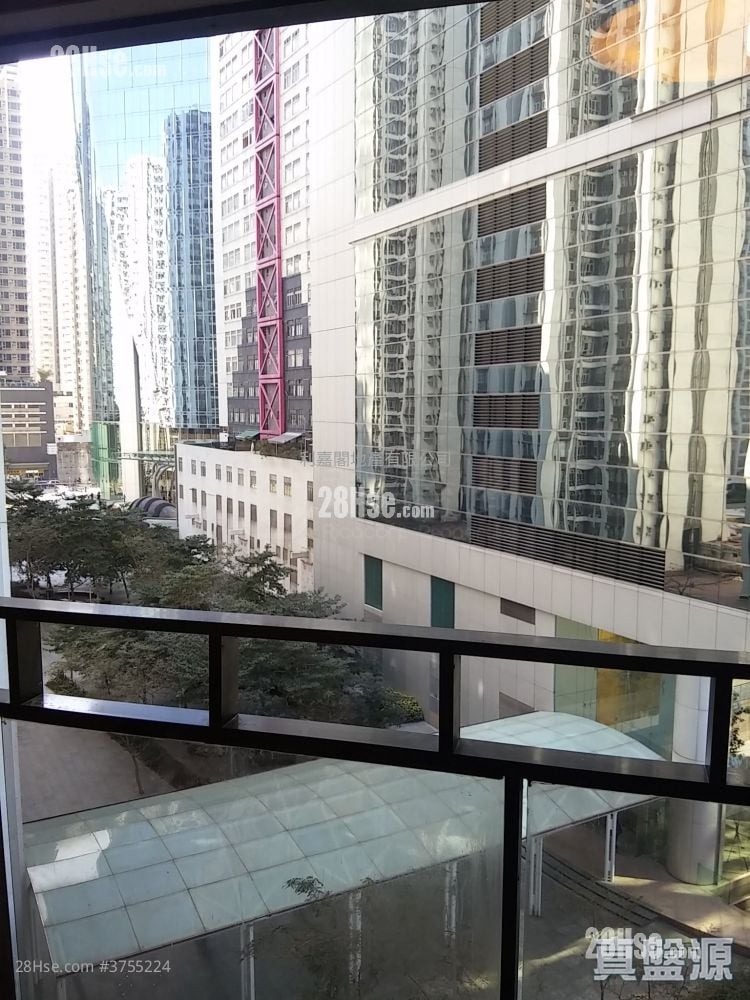 太古城 售盤 3 房 897 平方呎