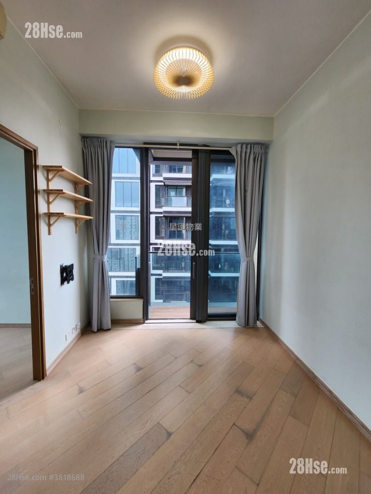 城中匯 售盤 2 房 , 1 浴室 410 平方呎