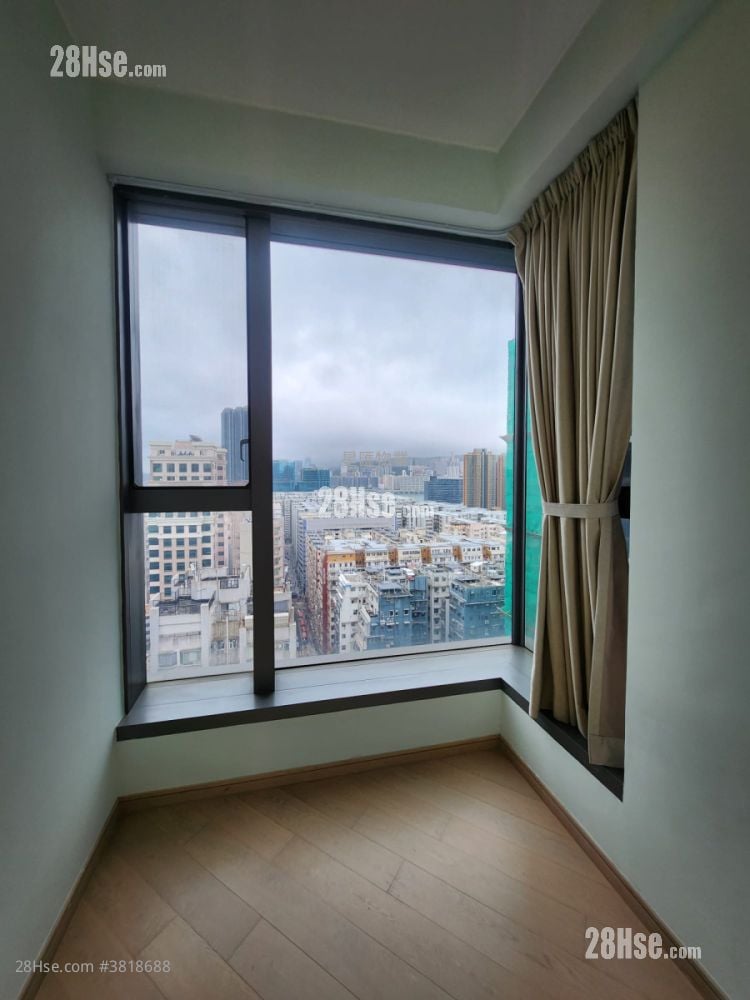 城中匯 售盤 2 房 , 1 浴室 410 平方呎