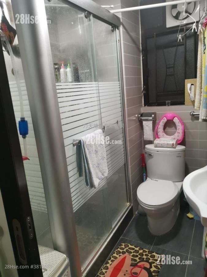 富豪花園 售盤 4 房 , 2 浴室 919 平方呎