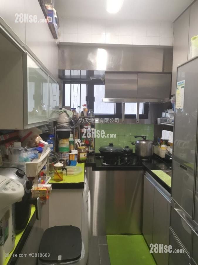 富豪花園 售盤 4 房 , 2 浴室 919 平方呎