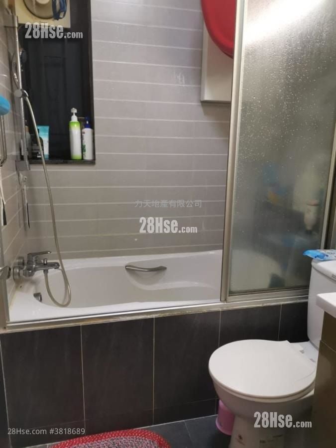 富豪花園 售盤 4 房 , 2 浴室 919 平方呎