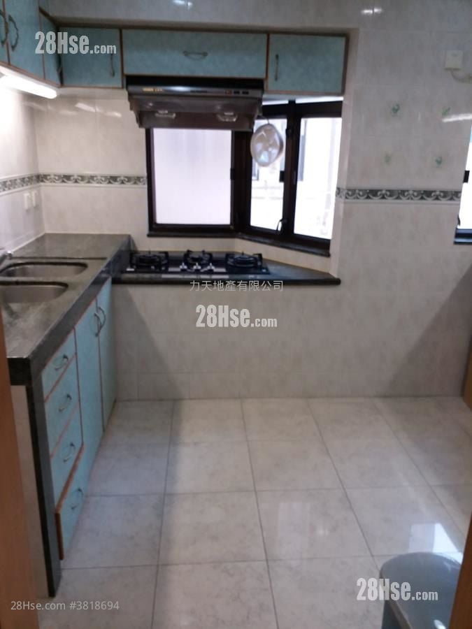 富豪花園 售盤 3 房 , 2 浴室 1,093 平方呎