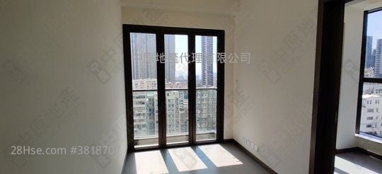 AVA228 售盤 1 房 239 平方呎