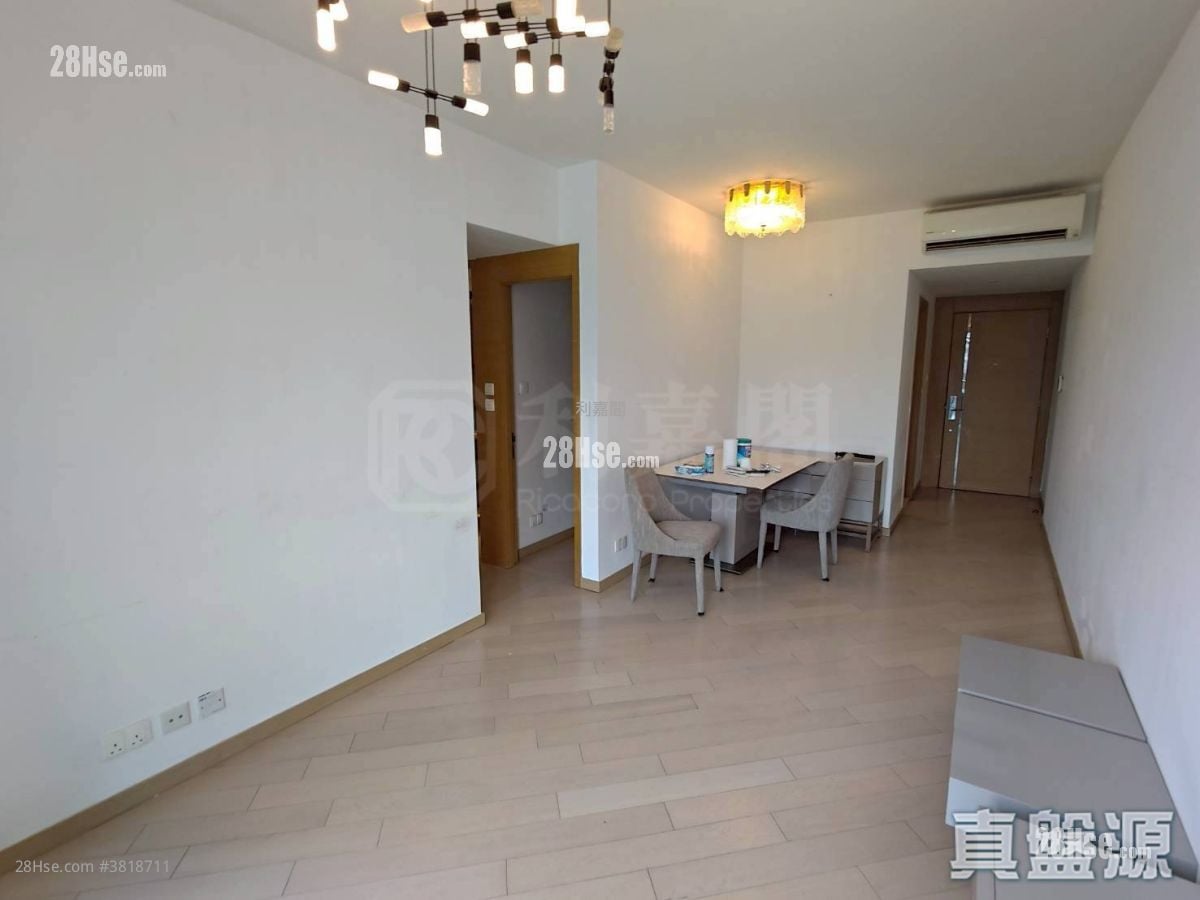 峻巒 租盤 3 房 716 平方呎