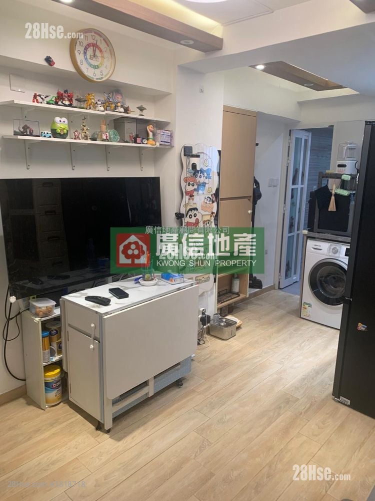 Gracious Mansion Sell 1 Bedroom , 1 Bathroom 216 ft²