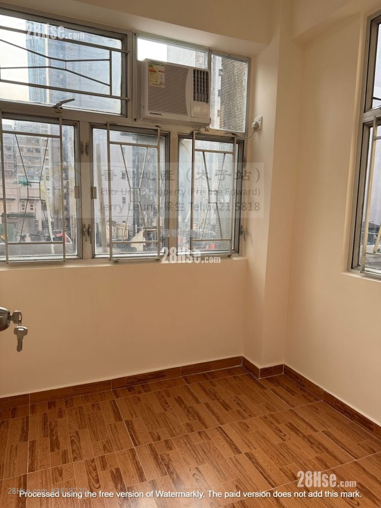 Portland Building Rental 2 Bedrooms , 1 Bathroom 245 ft²