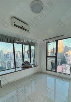 Trinity Towers Sell 3 Bedrooms , 2 Bathrooms 708 ft²